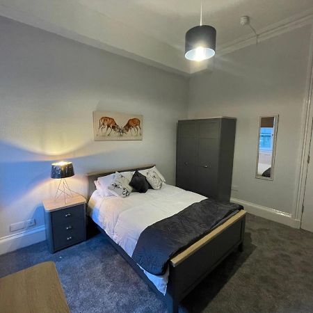 Traditional 5 Bedroom City Centre Apartment Glasgow Ngoại thất bức ảnh