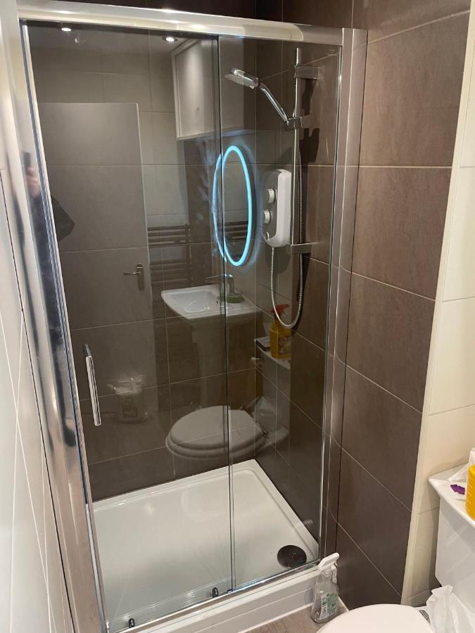 Traditional 5 Bedroom City Centre Apartment Glasgow Ngoại thất bức ảnh